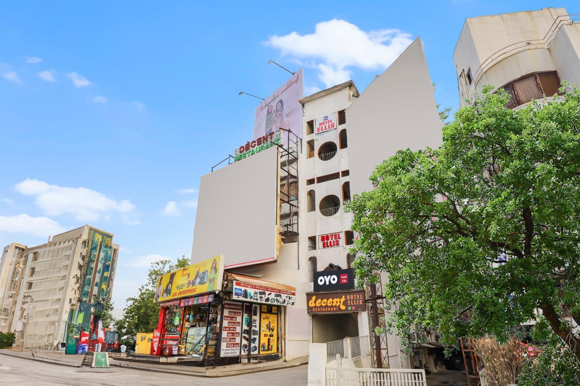 Hotel O Ellis Ahmedabad Eksteriør bilde