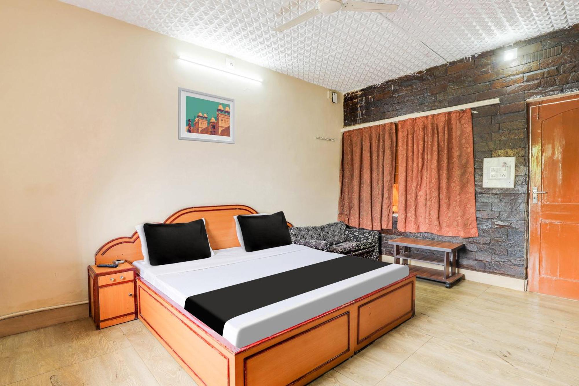 Hotel O Ellis Ahmedabad Eksteriør bilde