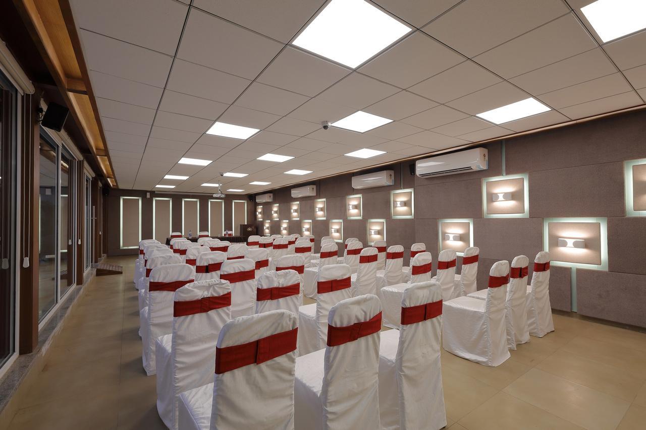 Hotel O Ellis Ahmedabad Eksteriør bilde
